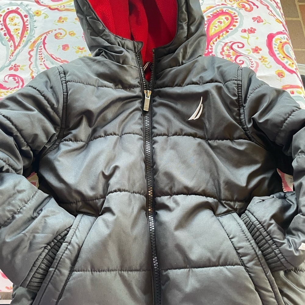 Nautica Kids Hooded Puffer Jacket Gray Red Size 4 ❄️ (Boys)